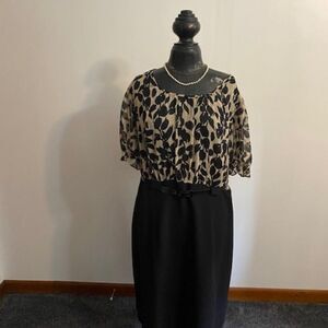 Connected Woman Black, Tan sheer top with lining, size 22W
